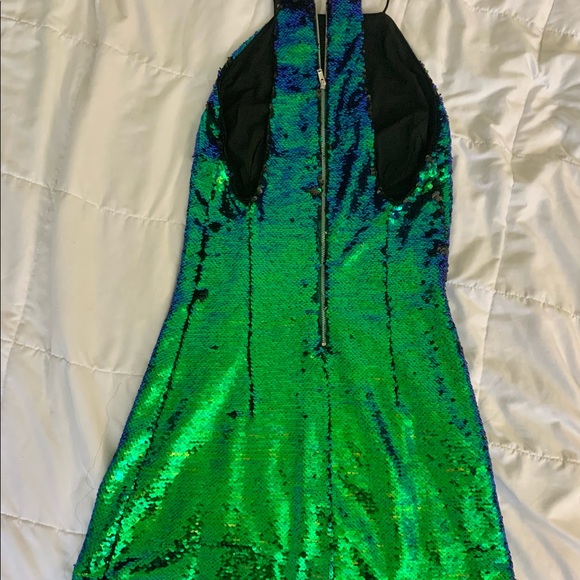 Dress - Picture 2 of 3